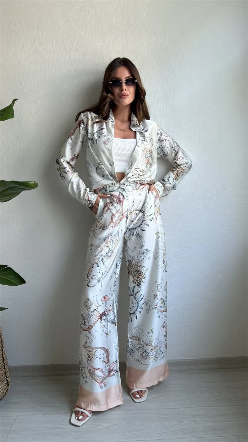 Carefree Classic - YourWorldFashion