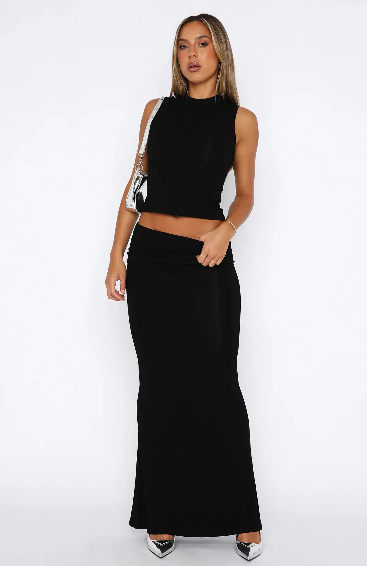 Effortless Curve - YourWorldFashion